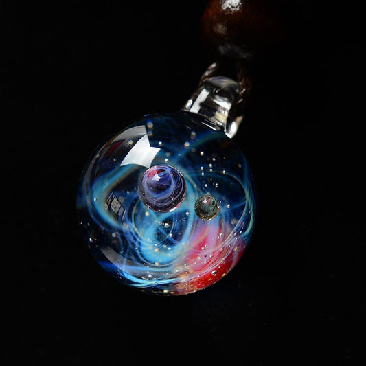 Wunderschöne Galaxie Halskette aus Glas mit Spirit von Amari